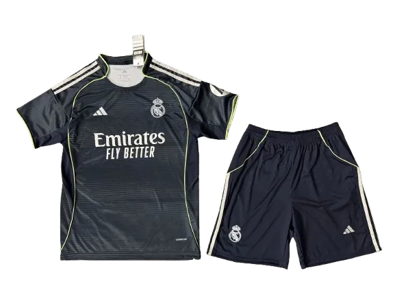 TENUE Real Madrid Exterieur 25/26 – ENFANT/ADULTE