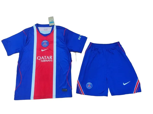 Paris Saint Germain Tenue Domicile 26/27 – Enfant/Adulte (2 étoiles ⭐️⭐️ disponibles)